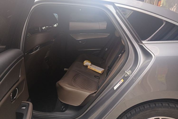 Used BYD Han 2020 DM Four-Wheel Drive Performance Edition Luxury Model Left Rear Seat