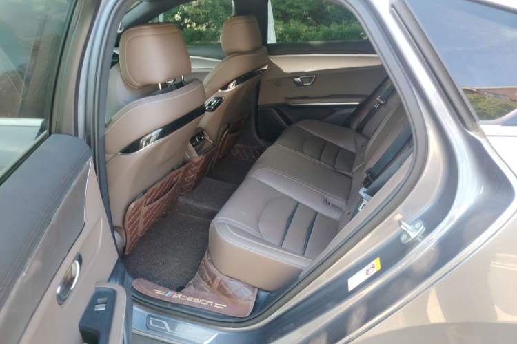 Used BYD Han 2020 DM Four-Wheel Drive Performance Edition Luxury Model Left Rear Seat