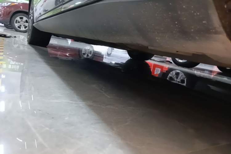Used BYD Han 2020 DM Four-Wheel Drive Performance Edition Luxury Model Left Side Sill