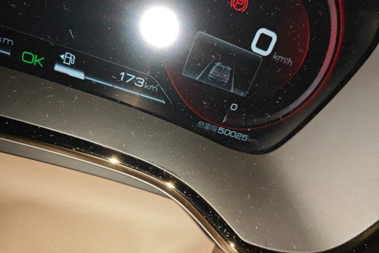 Used BYD Han 2020 DM Four-Wheel Drive Performance Edition Prestige Model Odometer Close Up