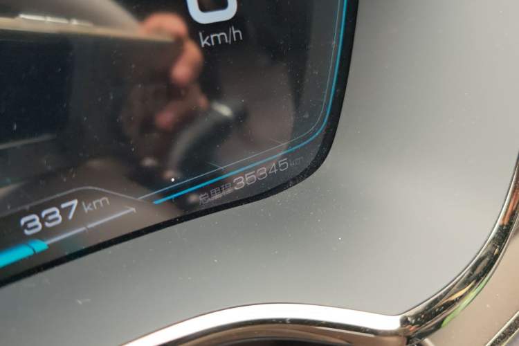 Used BYD Han 2020 DM Four-Wheel Drive Performance Edition Prestige Model Odometer Close Up