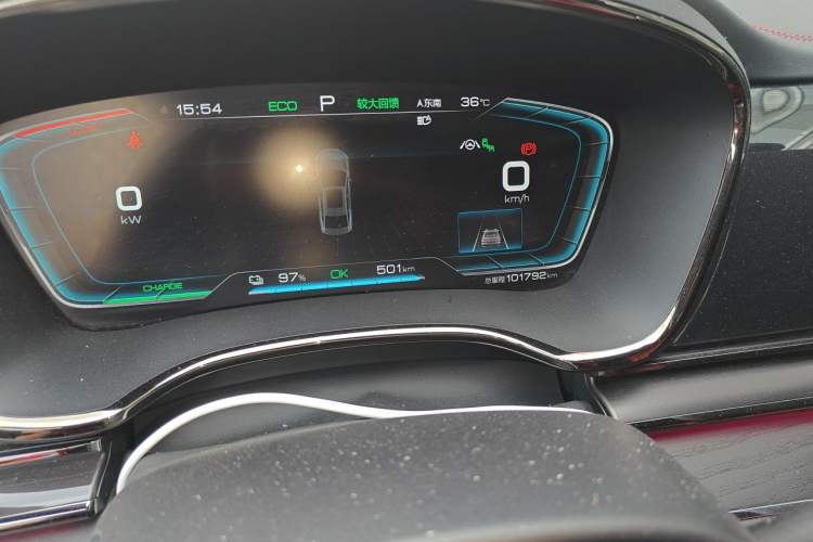 Used BYD Han 2020 EV Four-Wheel Drive High-Performance Flagship Model Odometer Close Up