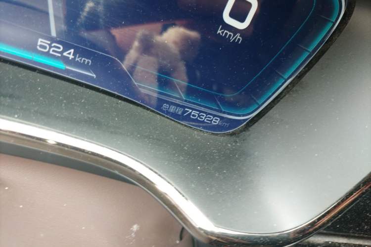 Used BYD Han 2020 EV Long-Range Deluxe Model Odometer Close Up