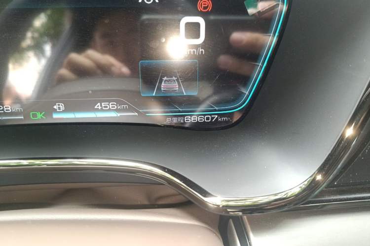 Used BYD Han 2020 DM Four-Wheel Drive Performance Edition Luxury Model Odometer Close Up