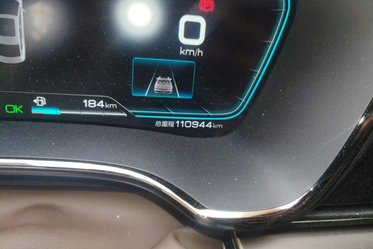 Used BYD Han 2020 DM Four-Wheel Drive Performance Edition Luxury Model Odometer Close Up