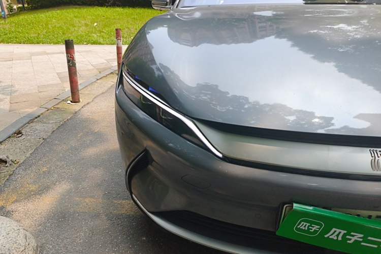 Used BYD Han 2020 EV Long-Range Luxury Model Right Front Headlight