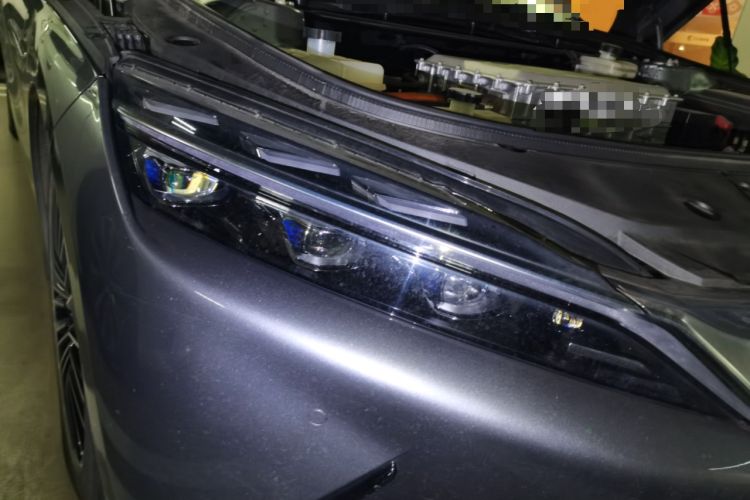 Used BYD Han 2020 EV Long-Range Luxury Model Right Front Headlight