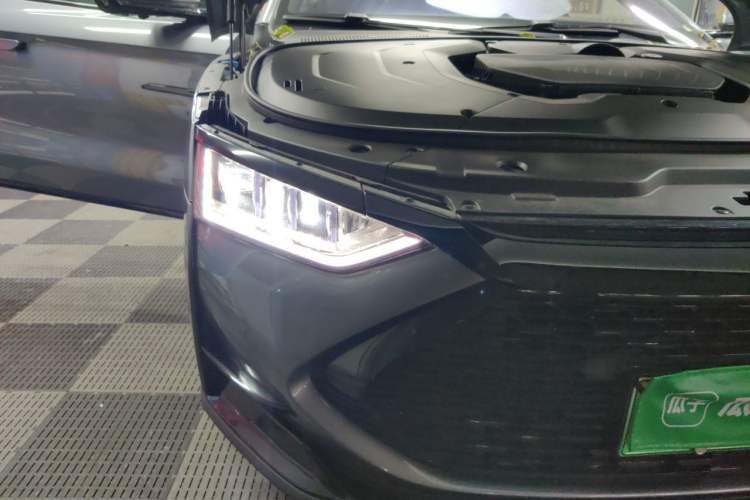 Used BYD Han 2020 DM Four-Wheel Drive Performance Edition Prestige Model Right Front Headlight