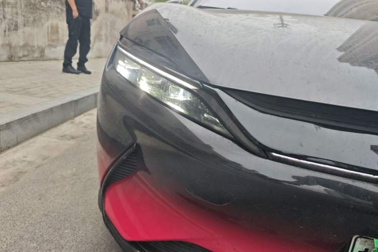 Used BYD Han 2020 EV Long-Range Deluxe Model Right Front Headlight