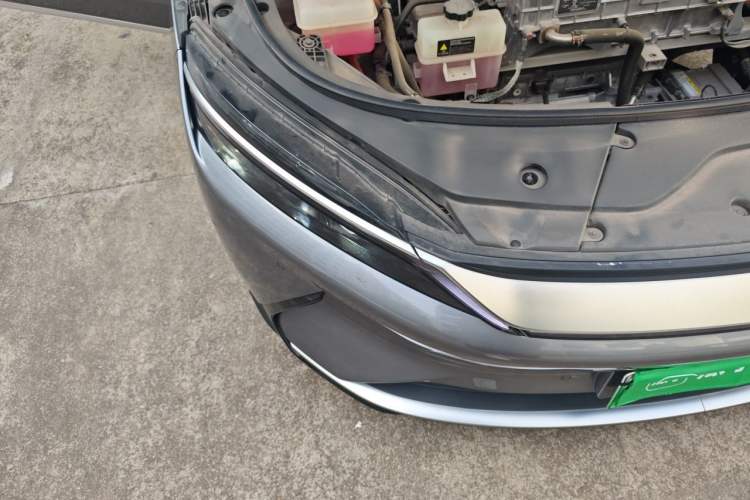 Used BYD Han 2020 EV Long-Range Luxury Model Right Front Headlight
