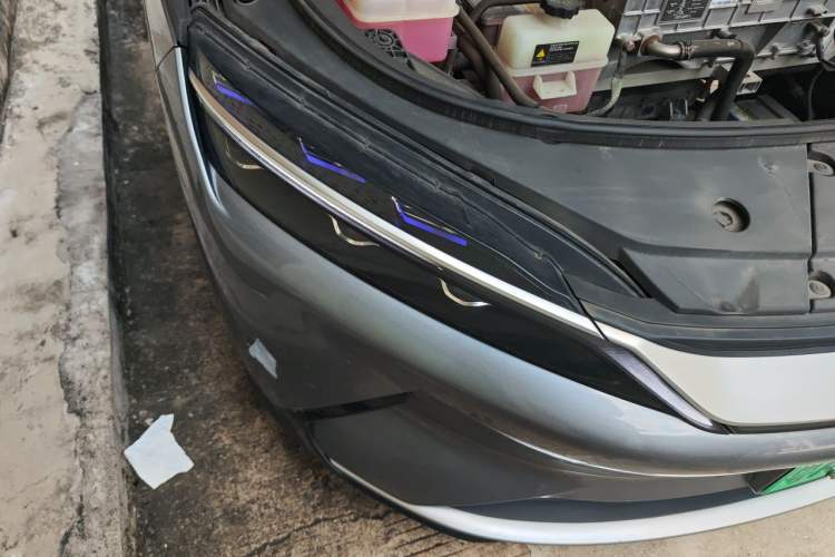 Used BYD Han 2020 EV Long-Range Luxury Model Right Front Headlight
