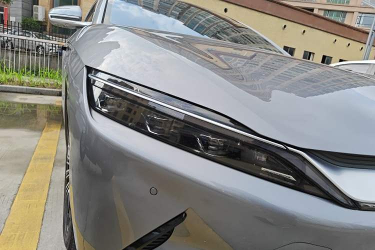 Used BYD Han 2020 EV Long-Range Luxury Model Right Front Headlight