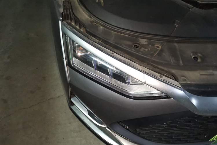 Used BYD Han 2020 DM Four-Wheel Drive Performance Edition Prestige Model Right Front Headlight