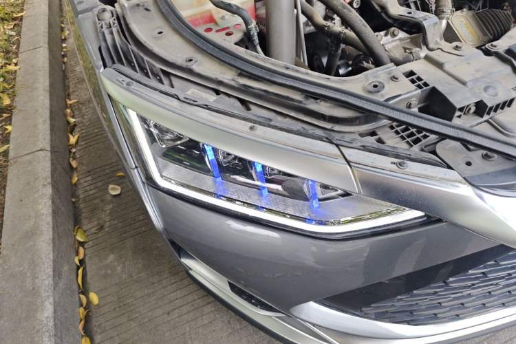 Used BYD Han 2020 DM Four-Wheel Drive Performance Edition Luxury Model Right Front Headlight
