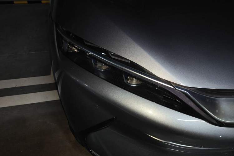 Used BYD Han 2020 EV Four-Wheel Drive High-Performance Flagship Model Right Front Headlight