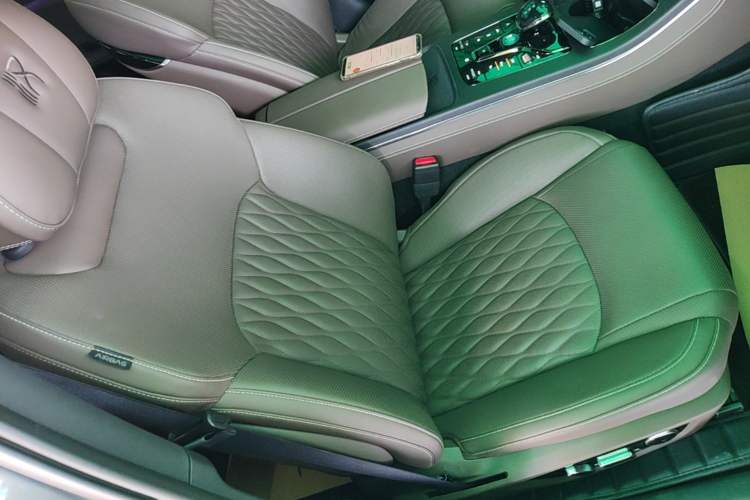 Used BYD Han 2020 DM Four-Wheel Drive Performance Edition Prestige Model Right Front Seat