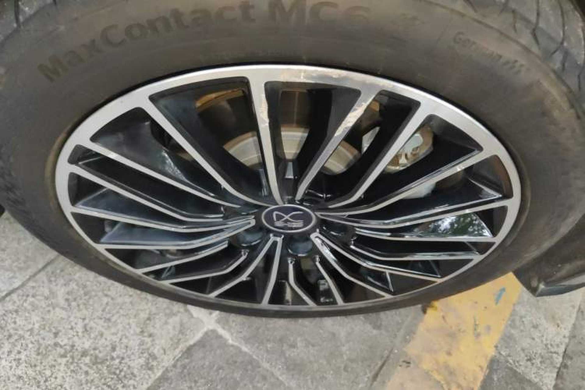 Used BYD Han 2020 EV Long-Range Luxury Model Right Front Wheel Hub