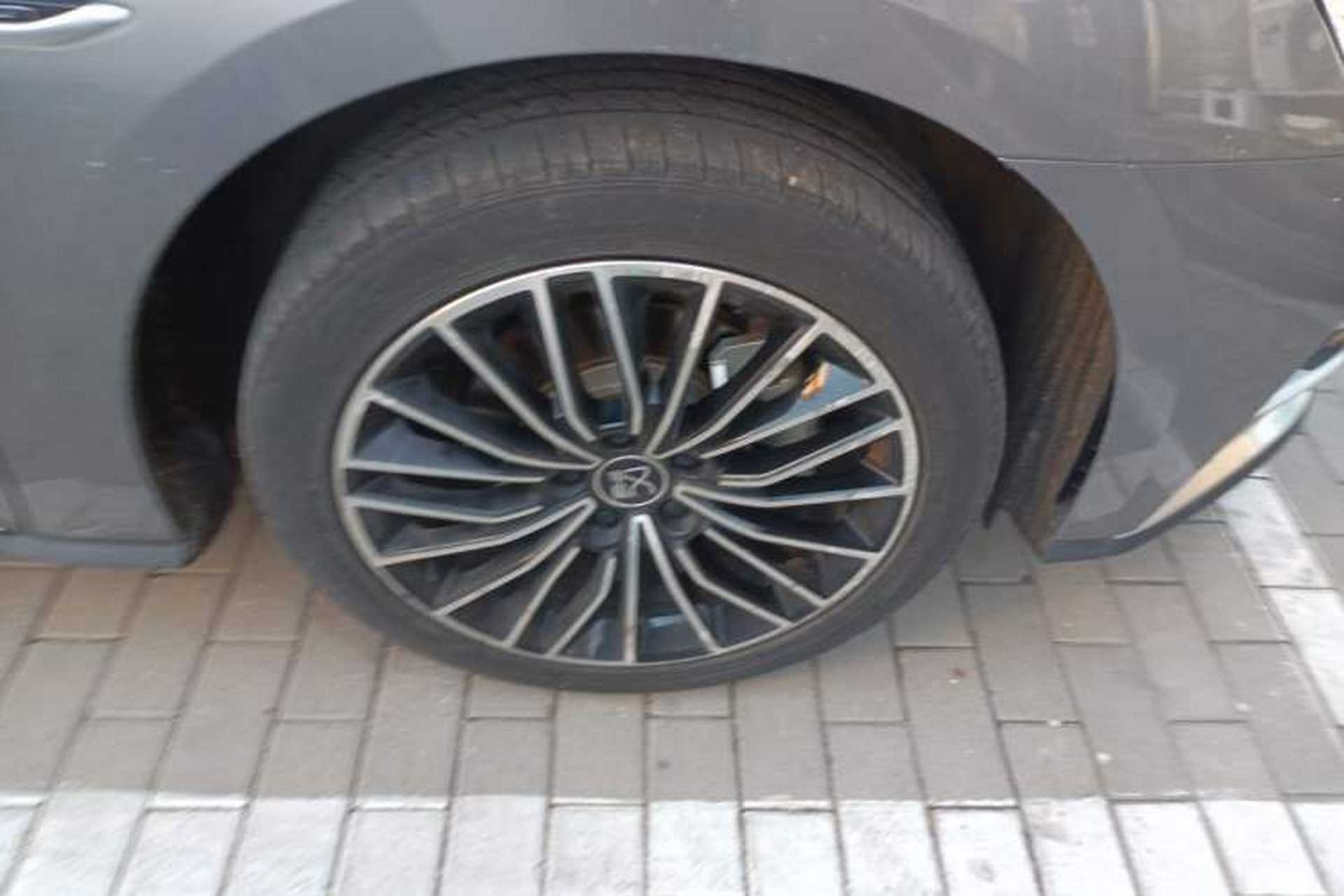 Used BYD Han 2020 DM Four-Wheel Drive Performance Edition Luxury Model Right Front Wheel Hub