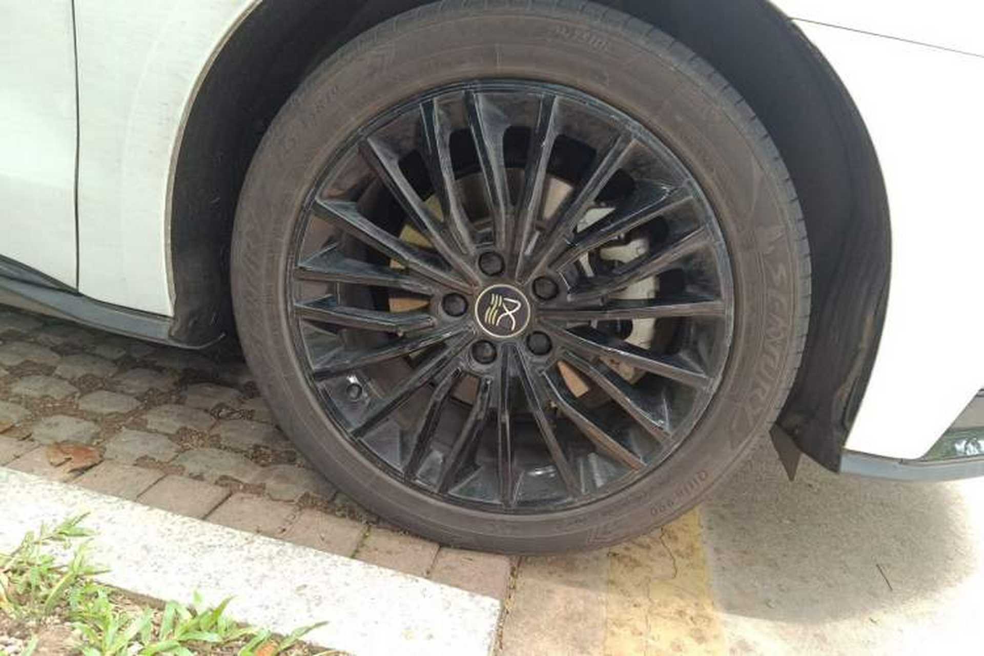 Used BYD Han 2020 DM Four-Wheel Drive Performance Edition Luxury Model Right Front Wheel Hub