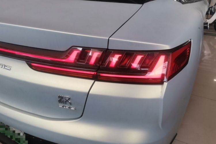Used BYD Han 2020 EV Four-Wheel Drive High-Performance Flagship Model Right Rear Taillight