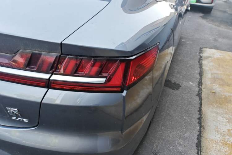 Used BYD Han 2020 DM Four-Wheel Drive Performance Edition Luxury Model Right Rear Taillight