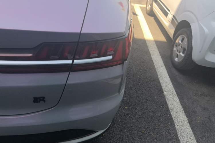 Used BYD Han 2020 EV Long-Range Luxury Model Right Rear Taillight