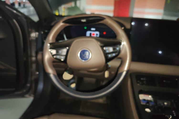 Used BYD Han 2020 DM Four-Wheel Drive Performance Edition Prestige Model Steering Wheel