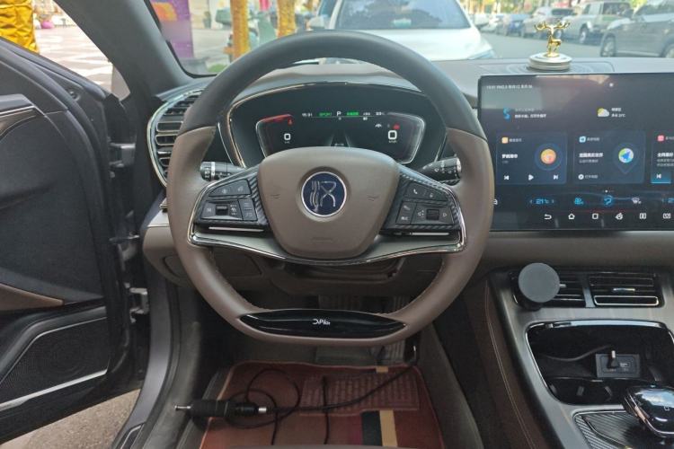 Used BYD Han 2020 EV Long-Range Luxury Model Steering Wheel
