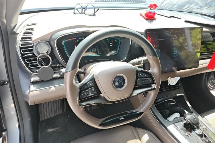 Used BYD Han 2020 EV Four-Wheel Drive High-Performance Flagship Model Steering Wheel