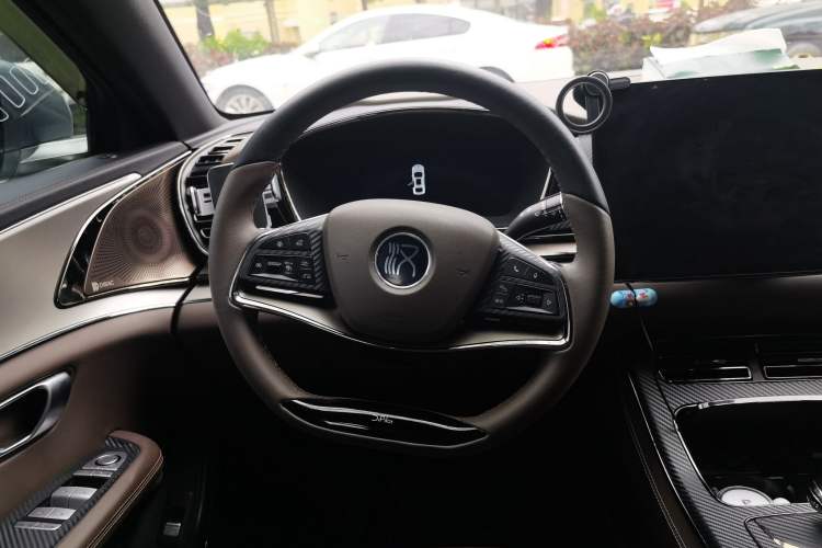 Used BYD Han 2020 EV Long-Range Luxury Model Steering Wheel