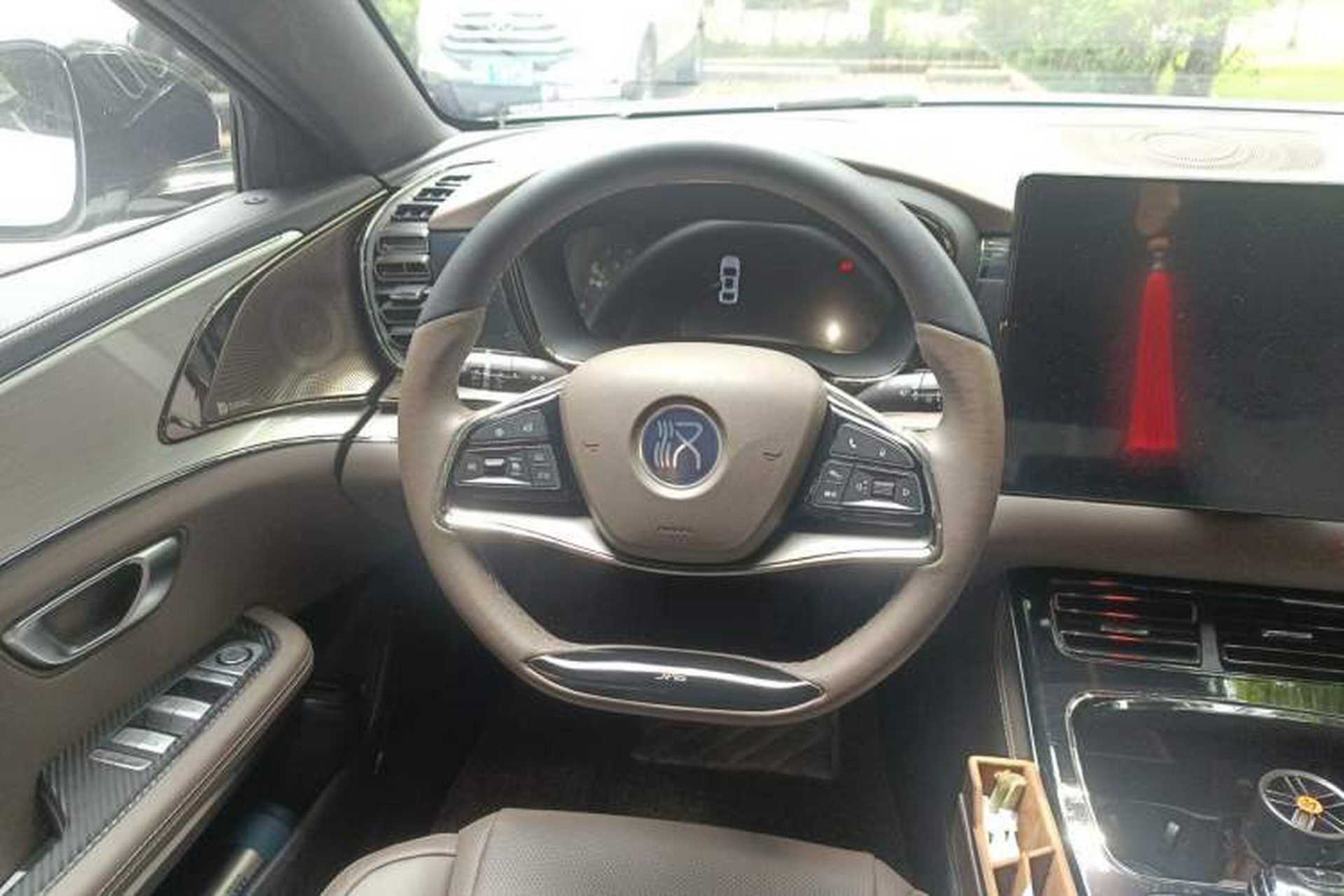 Used BYD Han 2020 DM Four-Wheel Drive Performance Edition Luxury Model Steering Wheel