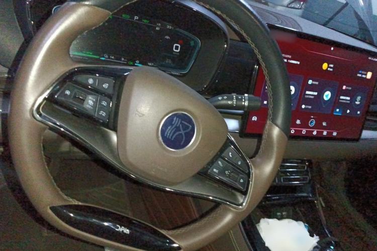 Used BYD Han 2020 DM Four-Wheel Drive Performance Edition Prestige Model Steering Wheel