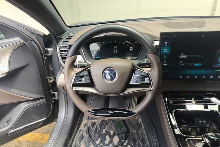 Used BYD Han 2020 EV Long-Range Luxury Model Steering Wheel