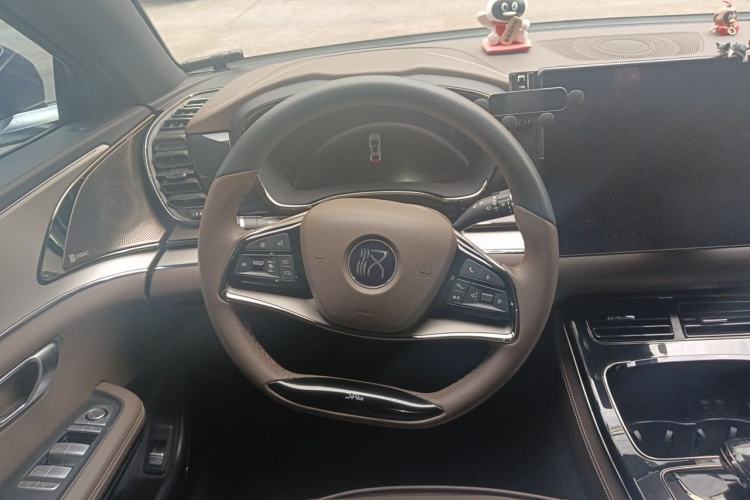 Used BYD Han 2020 DM Four-Wheel Drive Performance Edition Luxury Model Steering Wheel