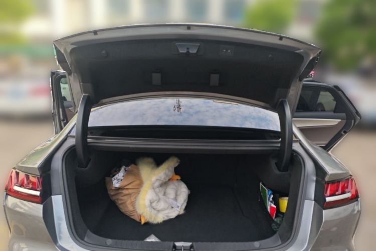 Used BYD Han 2020 EV Long-Range Luxury Model Trunk