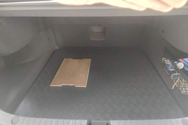 Used BYD Han 2020 EV Long-Range Luxury Model Trunk