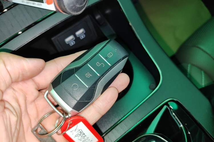 Used BYD Han 2020 DM Four-Wheel Drive Performance Edition Prestige Model Vehicle Key