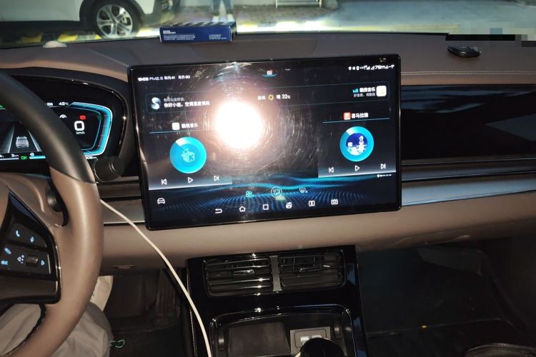 Used BYD Han 2020 DM Four-Wheel Drive Performance Edition Luxury Model Audio And AC Panel