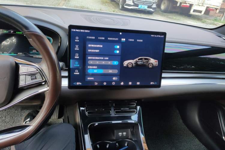 Used BYD Han 2020 EV Long-Range Luxury Model Audio And AC Panel