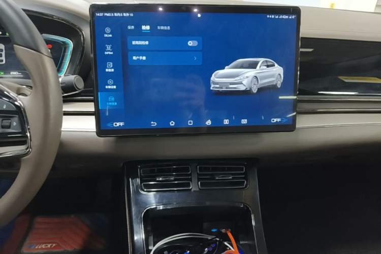 Used BYD Han 2020 EV Long-Range Luxury Model Audio And AC Panel