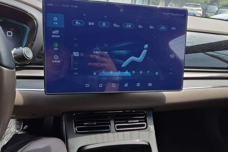 Used BYD Han 2020 DM Four-Wheel Drive Performance Edition Prestige Model Audio And AC Panel