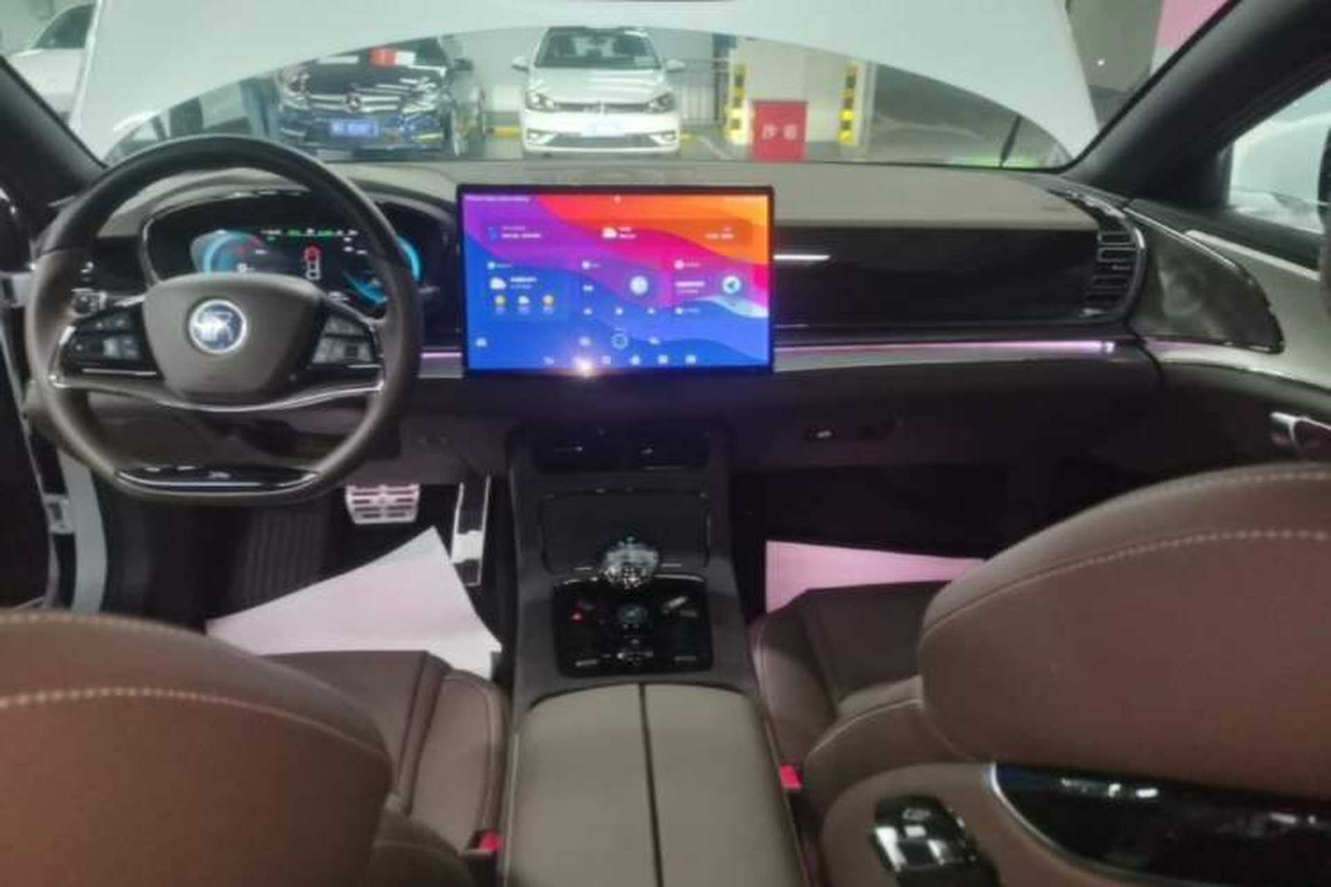 Used BYD Han 2020 EV Long-Range Luxury Model Audio And AC Panel