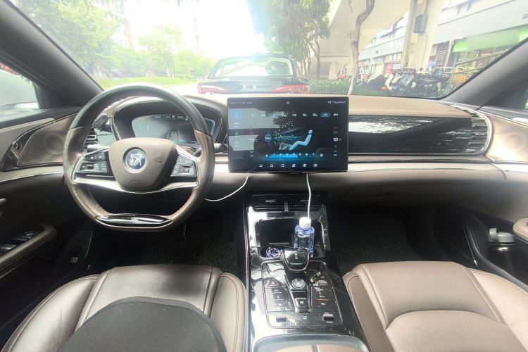 Used BYD Han 2020 EV Long-Range Luxury Model Center Console