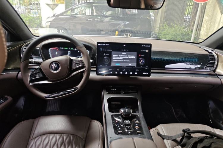 Used BYD Han 2020 DM Four-Wheel Drive Performance Edition Prestige Model Center Console