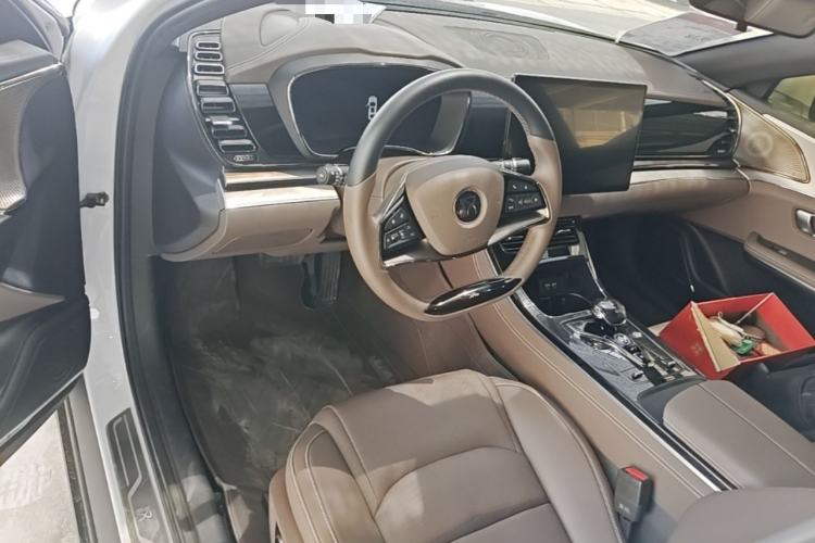 Used BYD Han 2020 EV Long-Range Luxury Model Center Console