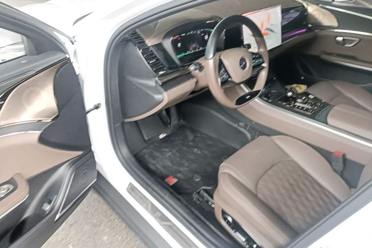 Used BYD Han 2020 DM Four-Wheel Drive Performance Edition Prestige Model Driver Seat