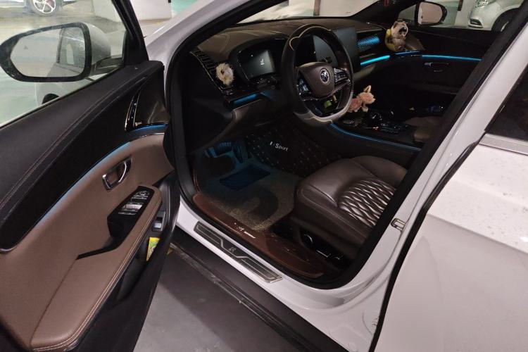 Used BYD Han 2020 EV Long-Range Deluxe Model Driver Seat