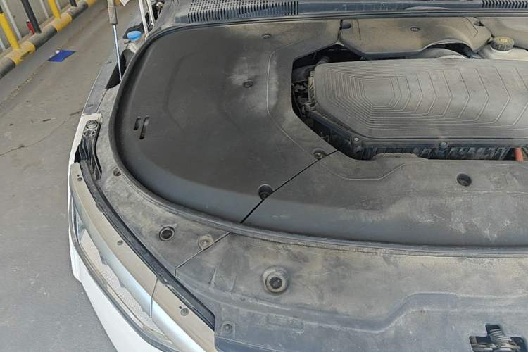Used BYD Han 2020 DM Four-Wheel Drive Performance Edition Prestige Model Engine Bay Right