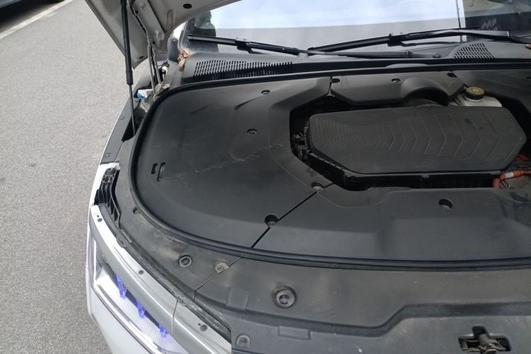 Used BYD Han 2020 DM Four-Wheel Drive Performance Edition Prestige Model Engine Bay Right