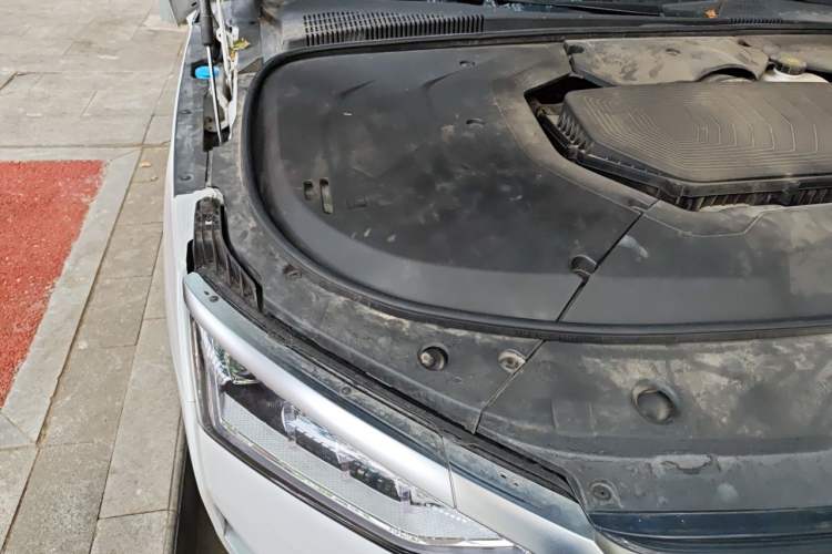 Used BYD Han 2020 DM Four-Wheel Drive Performance Edition Prestige Model Engine Bay Right